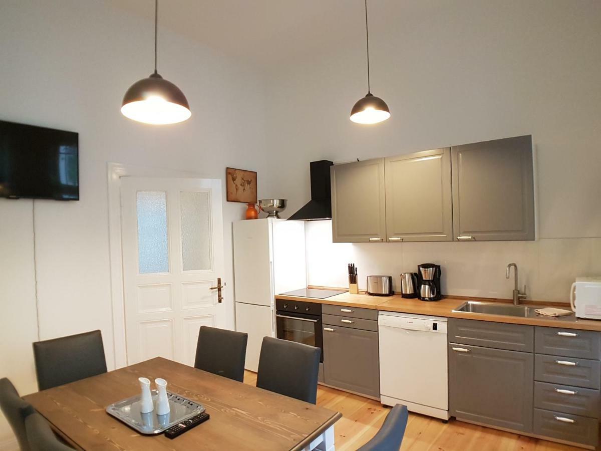 Lang Re By Rockchair L Superhost Status L 2 Bedrooms Boxspringbeds In Center - Cozy Family & Business Flair Welcomes You! Appartement *
